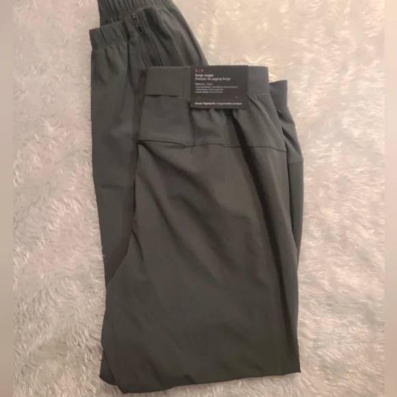 Lululemon Men's Surge Jogger - Picture 12 of 12